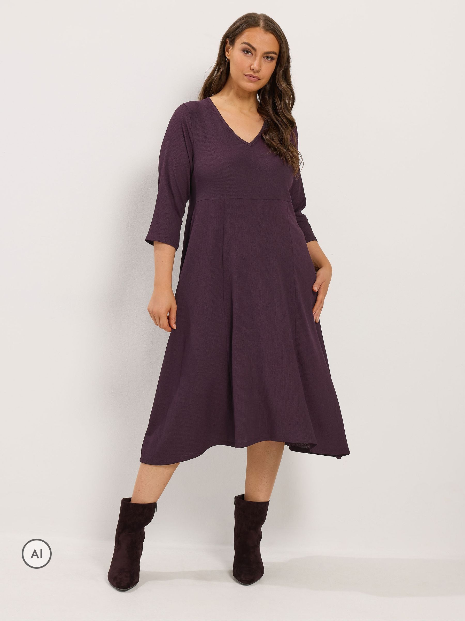 Yours Women's Purple V-Neck Textured Dress In | : 30/32 - Image 2