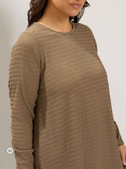 Yours Curve Natural Long Sleeve Textured Swing Top - Image 4 of 6
