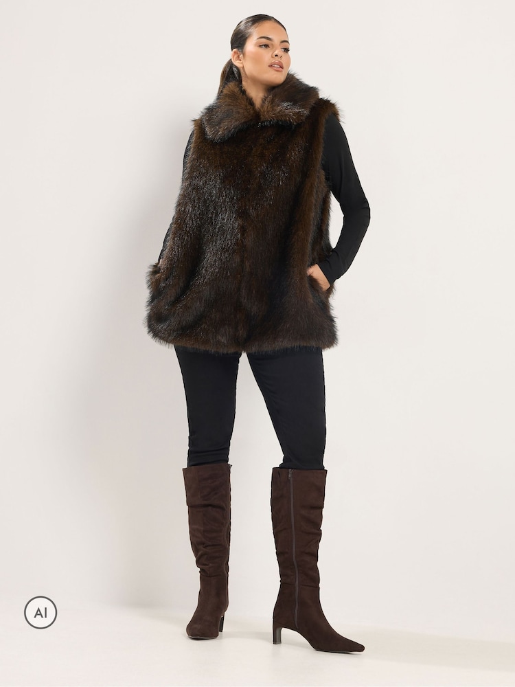 Yours Curve Brown Tipped Faux Fur Gilet - Image 2 of 6 Yours Curve Brown Tipped Faux Fur Gilet - Image 2 of 6