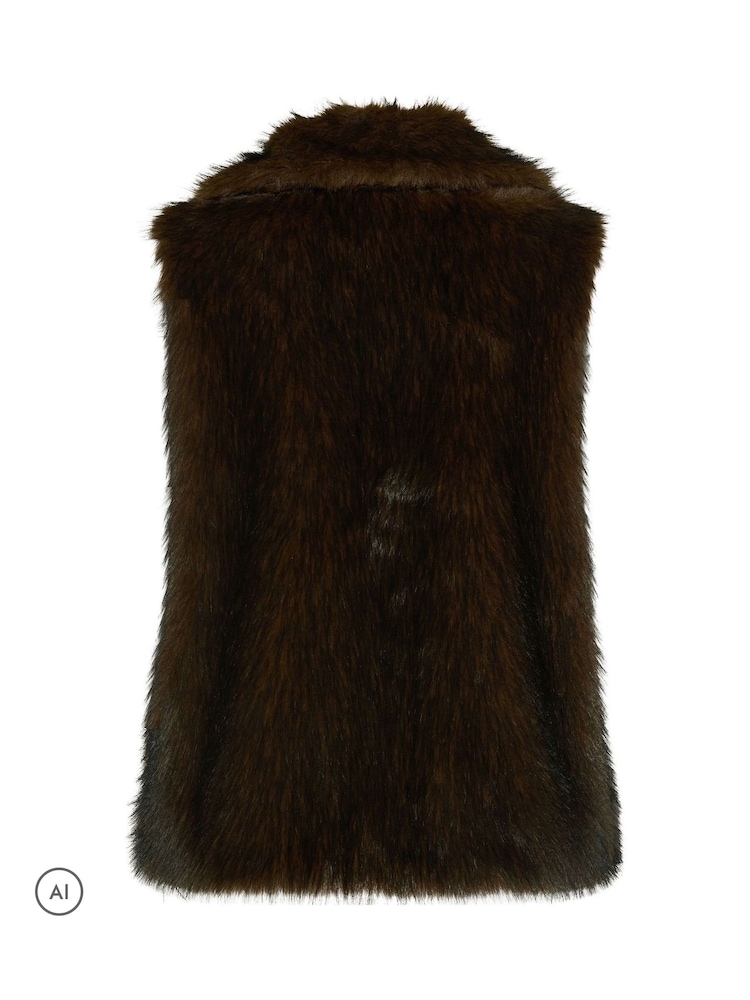 Yours Curve Brown Tipped Faux Fur Gilet - Image 6 of 6 Yours Curve Brown Tipped Faux Fur Gilet - Image 6 of 6
