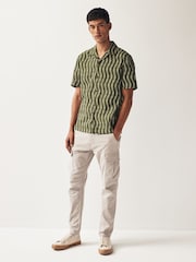 Green 100% Cotton Textured Short Sleeve Shirt With Cuban Collar - Image 2 of 9