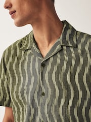 Green 100% Cotton Textured Short Sleeve Shirt With Cuban Collar - Image 5 of 9