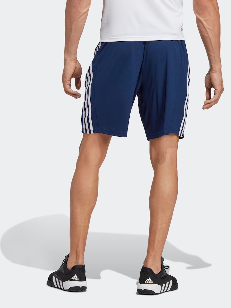 أزرق - adidas Train Essentials 3-Stripe Shorts - صورة 2 من 6 أزرق - adidas Train Essentials 3-Stripe Shorts - صورة 2 من 6