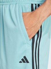 أخضر - adidas Train Essentials 3-Stripe Shorts - صورة 5 من 7
