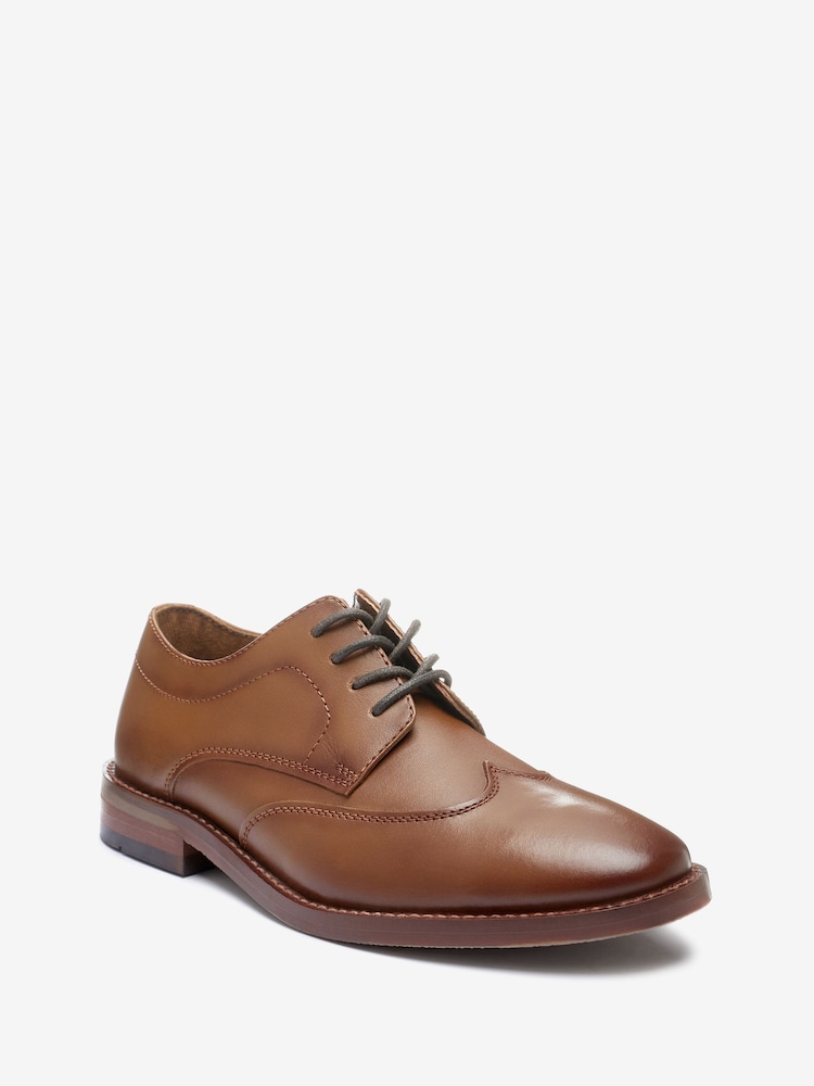 Hellbraun - Schnürschuhe aus Leder mit Flügelkappe für die Schule - Bild 2 von 5 Hellbraun - Schnürschuhe aus Leder mit Flügelkappe für die Schule - Bild 2 von 5