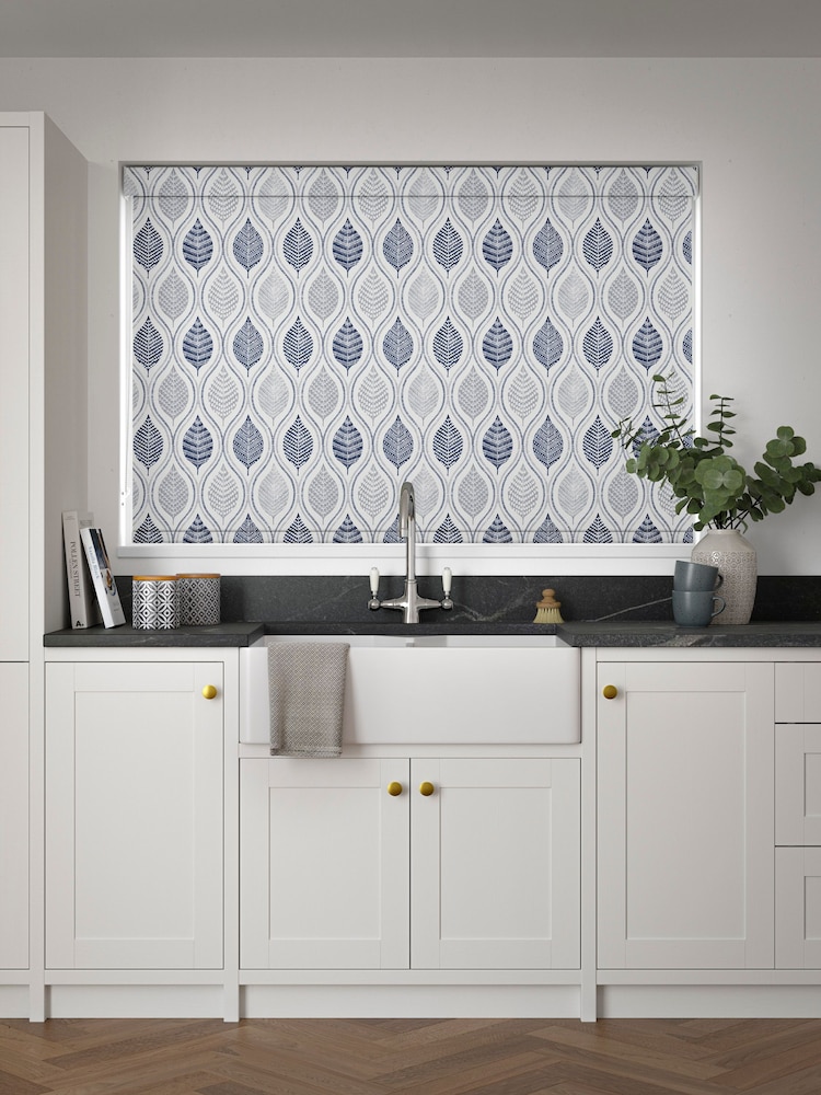 Blue Lino Leaf Made to Measure Roller Blind - Image 2 of 6