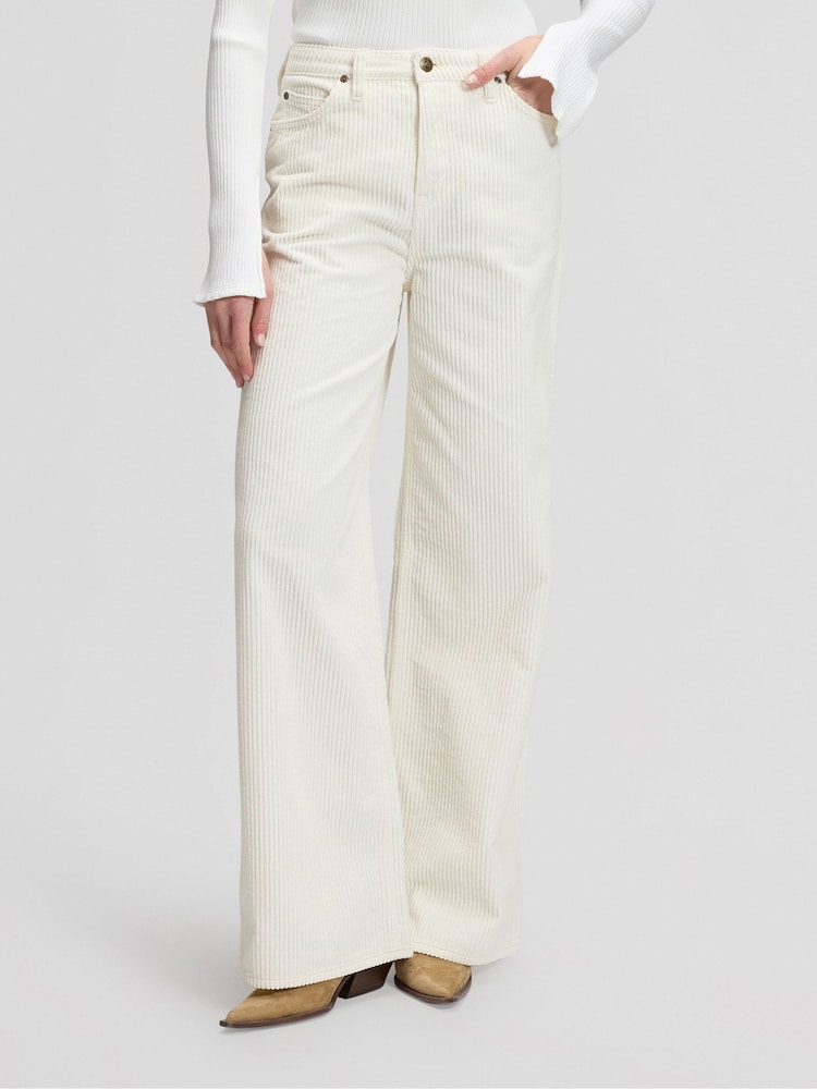 Lee Cream Stella High Rise Wide Leg Jeans - Image 2 of 7 Lee Cream Stella High Rise Wide Leg Jeans - Image 2 of 7