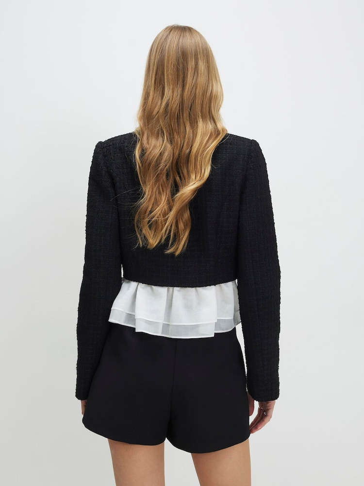 شورت تنورة قصير ملفوف من الأمام من River Island - صورة 4 من 4 شورت تنورة قصير ملفوف من الأمام من River Island - صورة 4 من 4