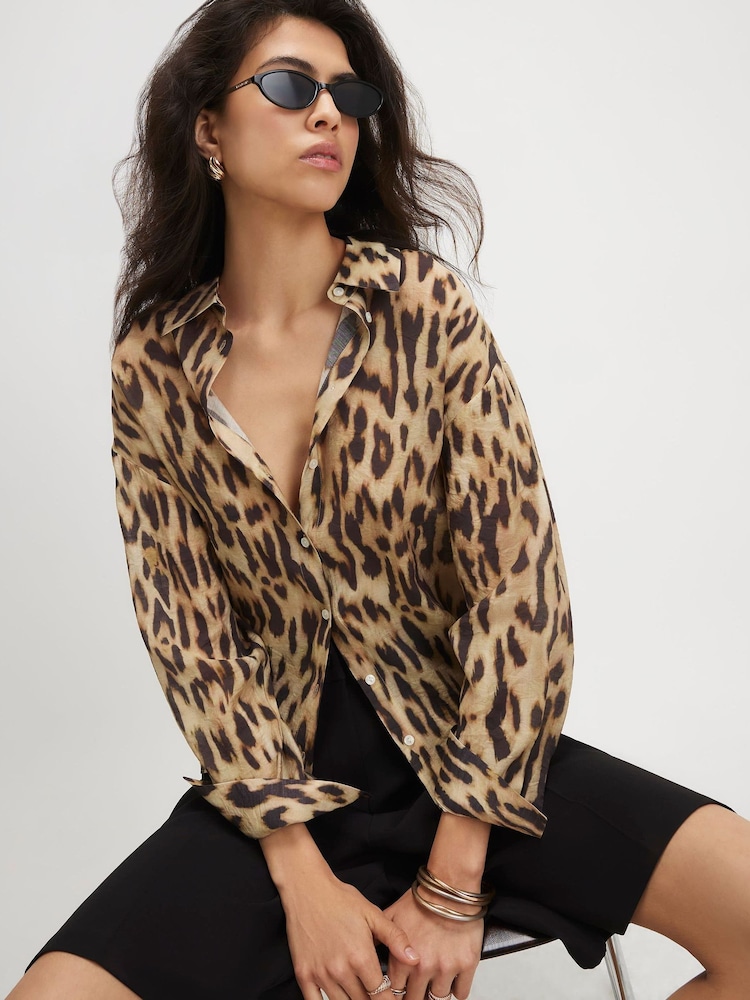 River Island Brown Long Sleeve Leopard Print Oversized Blouse - Image 2 of 4 River Island Brown Long Sleeve Leopard Print Oversized Blouse - Image 2 of 4