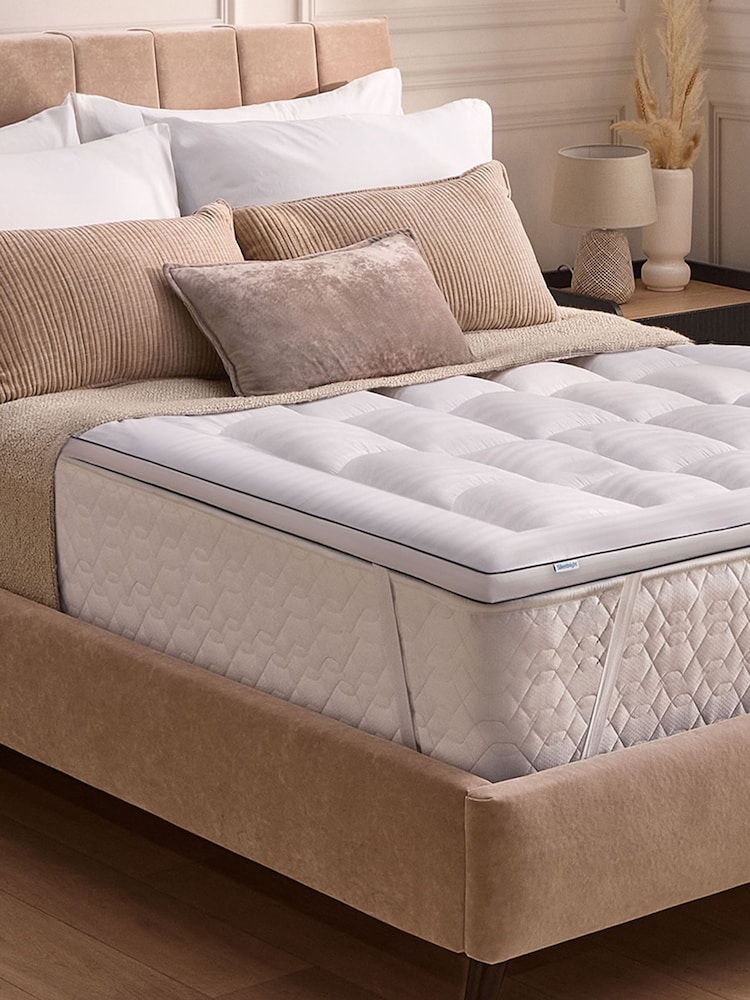 Silentnight White Hotel Collection 5cm Mattress Topper - Image 1 of 7