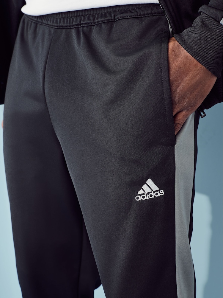 črna - adidas Tricot z izrazitim barvnim vzorcem trenirka - Slika 6 iz 6 črna - adidas Tricot z izrazitim barvnim vzorcem trenirka - Slika 6 iz 6