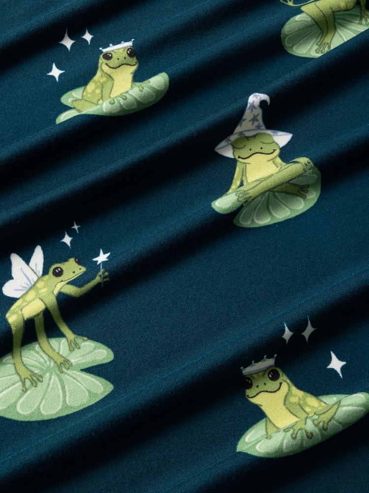 Chelsea Peers Green Enchanted Frog Print Long Pyjamas Set - Image 8 of 8 Chelsea Peers Green Enchanted Frog Print Long Pyjamas Set - Image 8 of 8