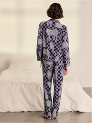 Chelsea Peers Blue Midnight Checkerboard Leopard Print Long Pyjamas Set - Image 4 of 8