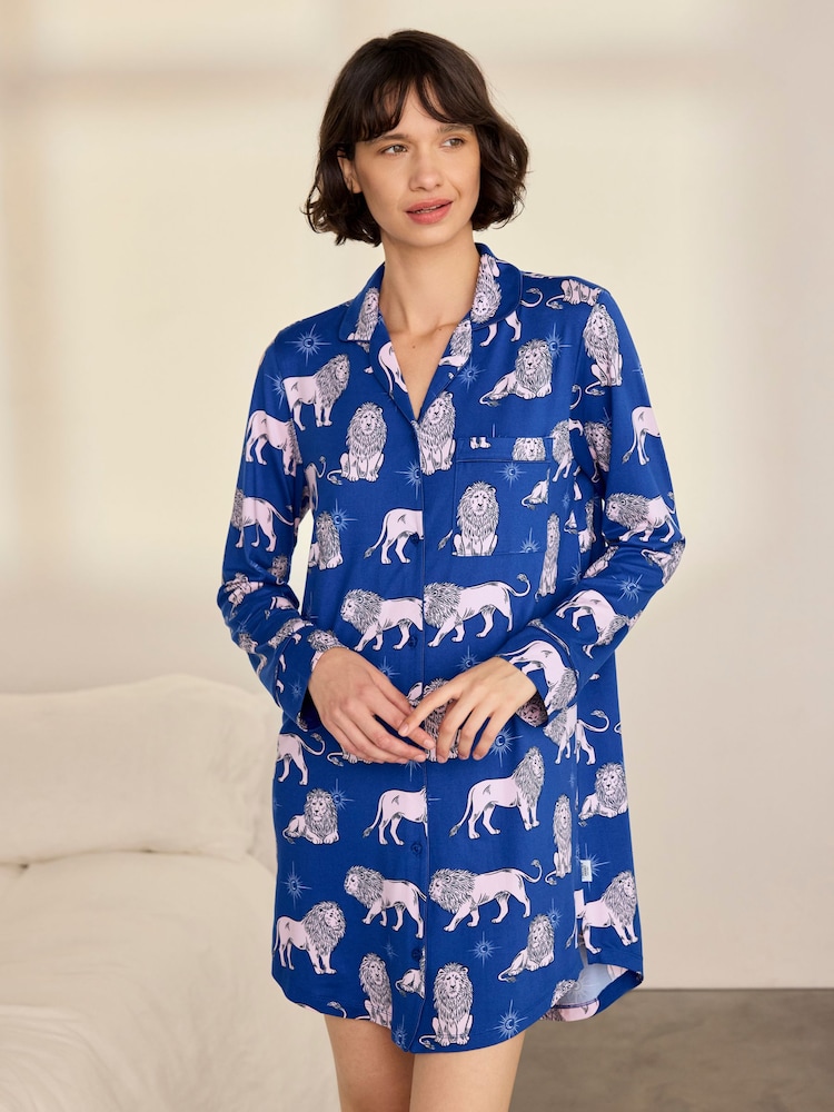 Chelsea Peers Blue Moonlit Lion Print Nightshirt - Image 2 of 8