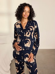 Conjunto de pijama largo con estampado de conejitos lunares y diseño abotonado de Chelsea Peers - Imagen 4 de 8