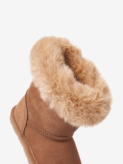 Tan Brown Suede Water Repellent Warm Lined Pull-On Boots - Image 4 of 5