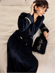 Chelsea Peers Blue Fleece Embroidered Good Night Long Dressing Gown - Image 6 of 9