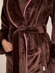 Chelsea Peers Brown Fleece Long Dressing Gown - Image 3 of 6
