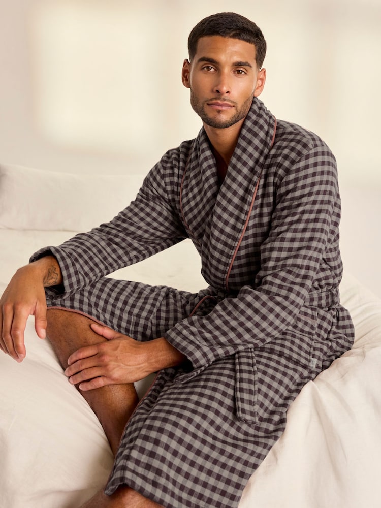 Chelsea Peers Red Cotton Gingham Towelling Dressing Gown - Image 2 of 5