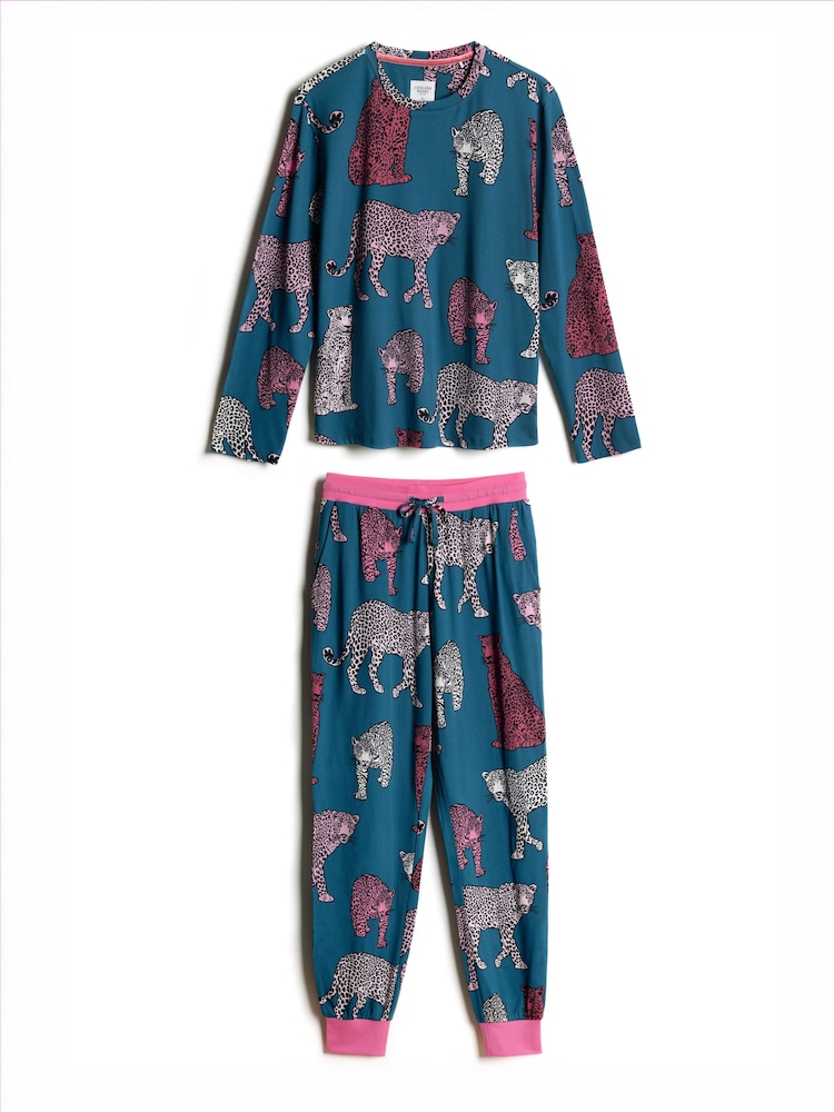 Chelsea Peers Green Jewel Leopard Print Long Pyjamas Set - Image 8 of 8