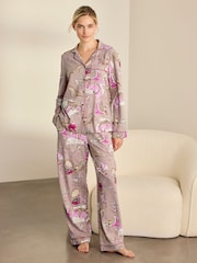 Conjunto de pijama largo de algodón con estampado de leopardo After Party de Chelsea Peers - Imagen 2 de 8