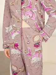 Conjunto de pijama largo de algodón con estampado de leopardo After Party de Chelsea Peers - Imagen 4 de 8