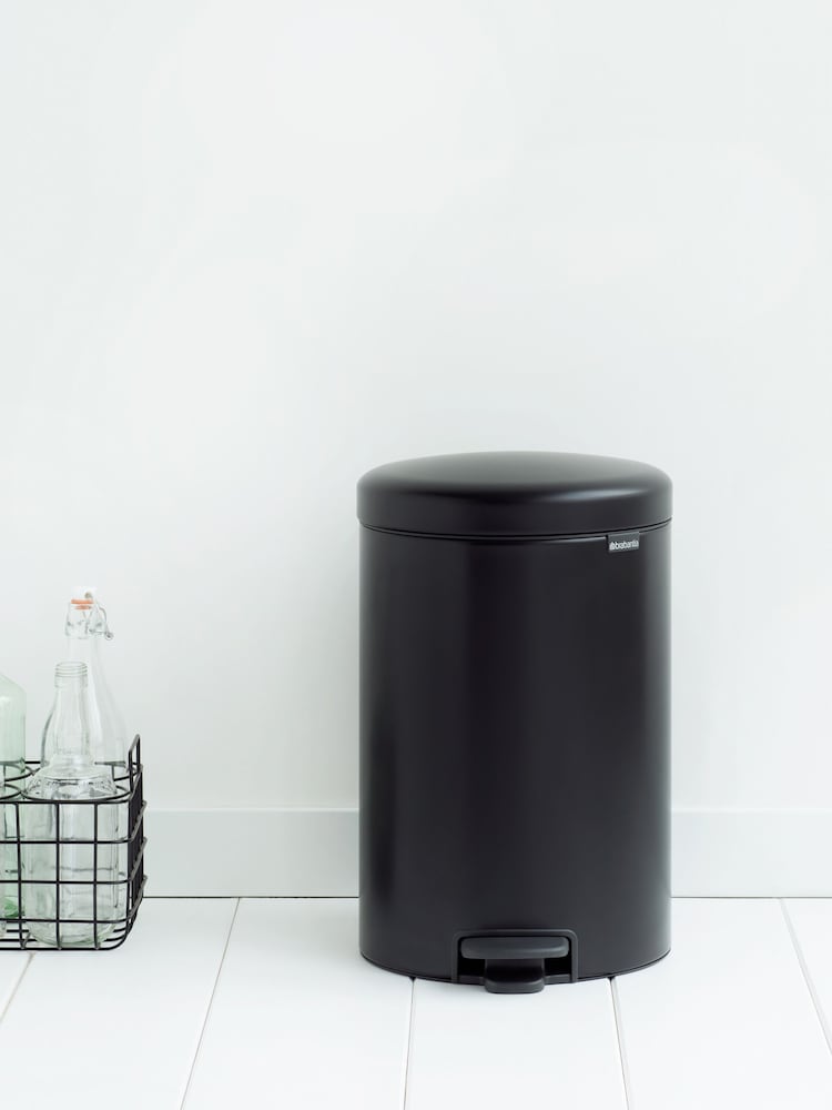 Brabantia Matt Black NewIcon 20L Pedal Bin - Image 2 of 6