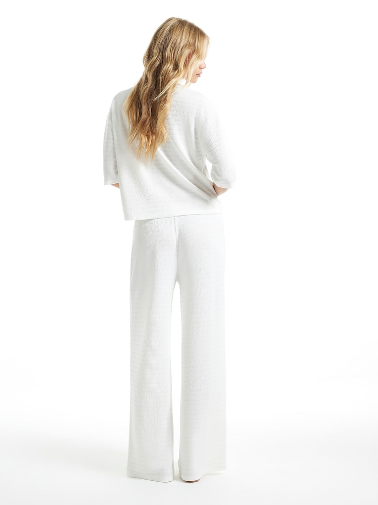 River Island Cream Short Sleeve Slouchy Top & Jogger Set - Image 2 of 4 River Island Cream Short Sleeve Slouchy Top & Jogger Set - Image 2 of 4