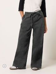 PixieGirl Petite Black Rigid Pull On Wide Leg Jeans - Image 2 of 6
