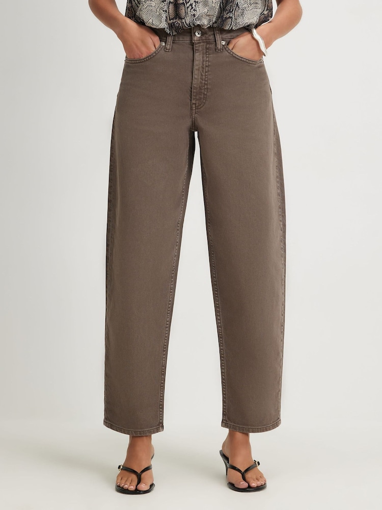 River Island Brown Cinnamon Core Barrel Jeans - Image 1 of 4 River Island Brown Cinnamon Core Barrel Jeans - Image 1 of 4