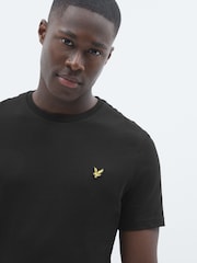 Черный - Хлопковая футболка с вырезом под горло Lyle & Scott - Image 3 of 5