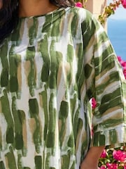Roman Green Curve Dipped Hem Abstract Print Top - Image 4 of 4
