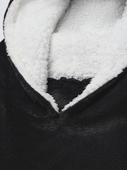 Vanilla Underground Black Star Trek Logo Blanket Hoodie - Image 4 of 6