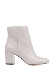 Jones Bootmaker Neptune Leather Heeled Ankle Boots - Image 3 of 7