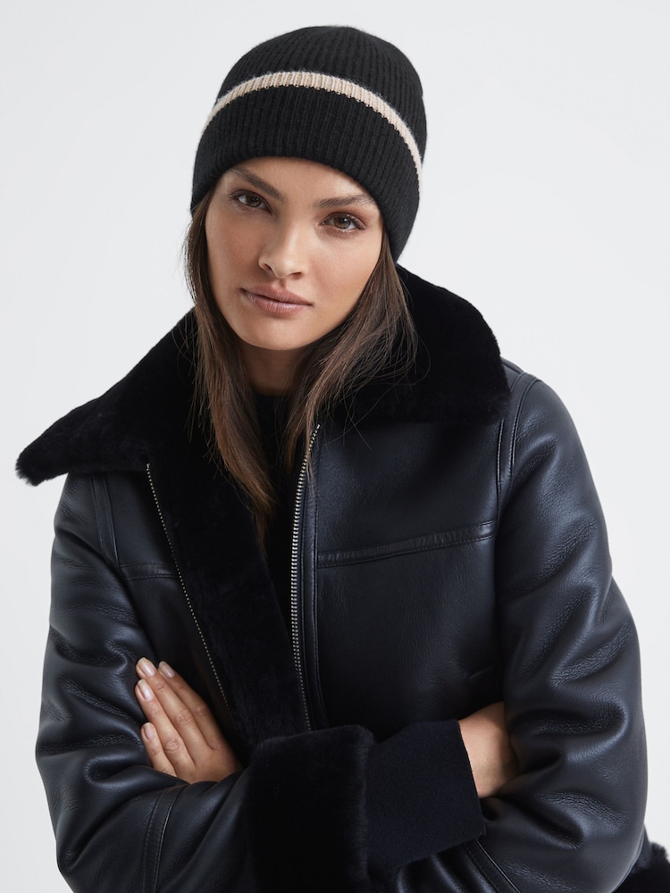Reiss Black/Camel Hattie Wool Ribbed Beanie Hat - Image 2 of 4
