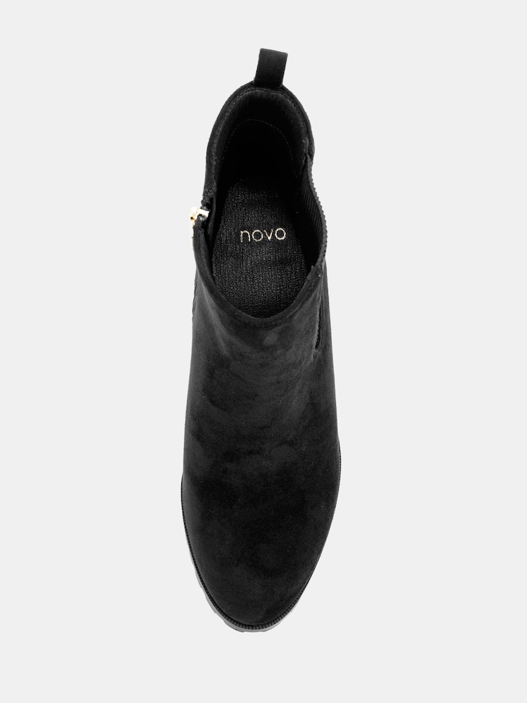 Novo Black Regular Fit Jessica Cleated Block Heel Chelsea Ankle Boots - Image 6 of 6 Novo Black Regular Fit Jessica Cleated Block Heel Chelsea Ankle Boots - Image 6 of 6