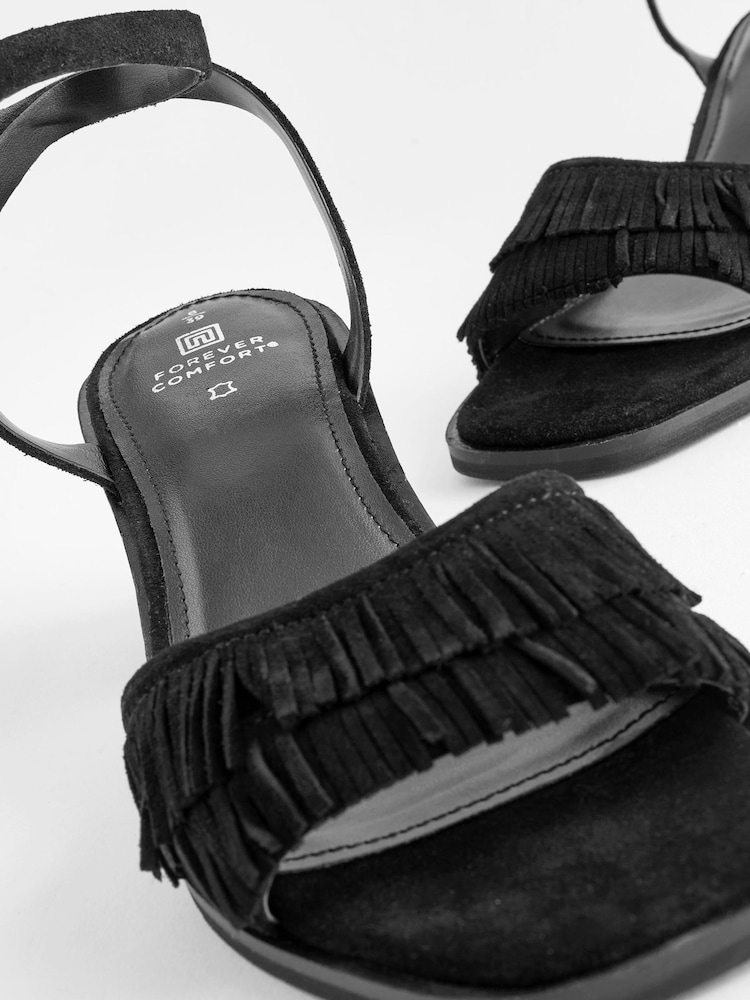 Schwarz - Forever Comfort® Sandalen mit Absatz und Fransen - Bild 8 von 8 Schwarz - Forever Comfort® Sandalen mit Absatz und Fransen - Bild 8 von 8