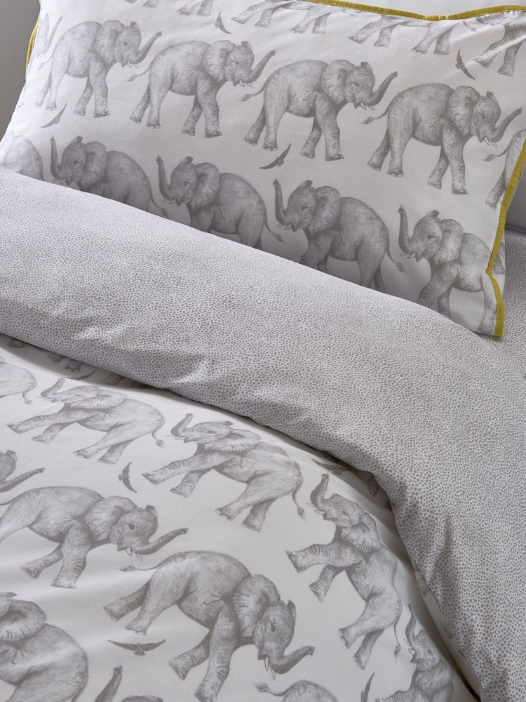 Sam Faiers Little Knightley's Pink Kids Elephant Trail Duvet Cover and Pillowcase Set - Image 2 of 4