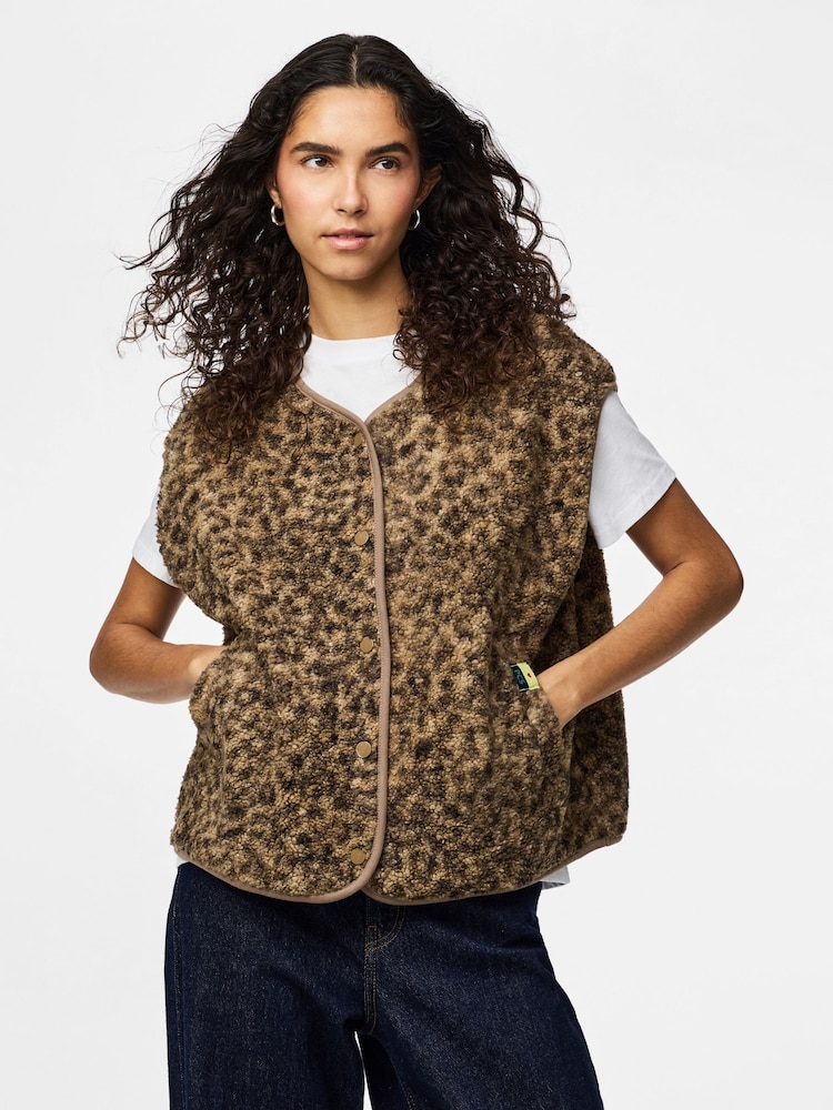 PIECES Brown Leopard Animal Print Teddy Vest - Image 1 of 6 PIECES Brown Leopard Animal Print Teddy Vest - Image 1 of 6
