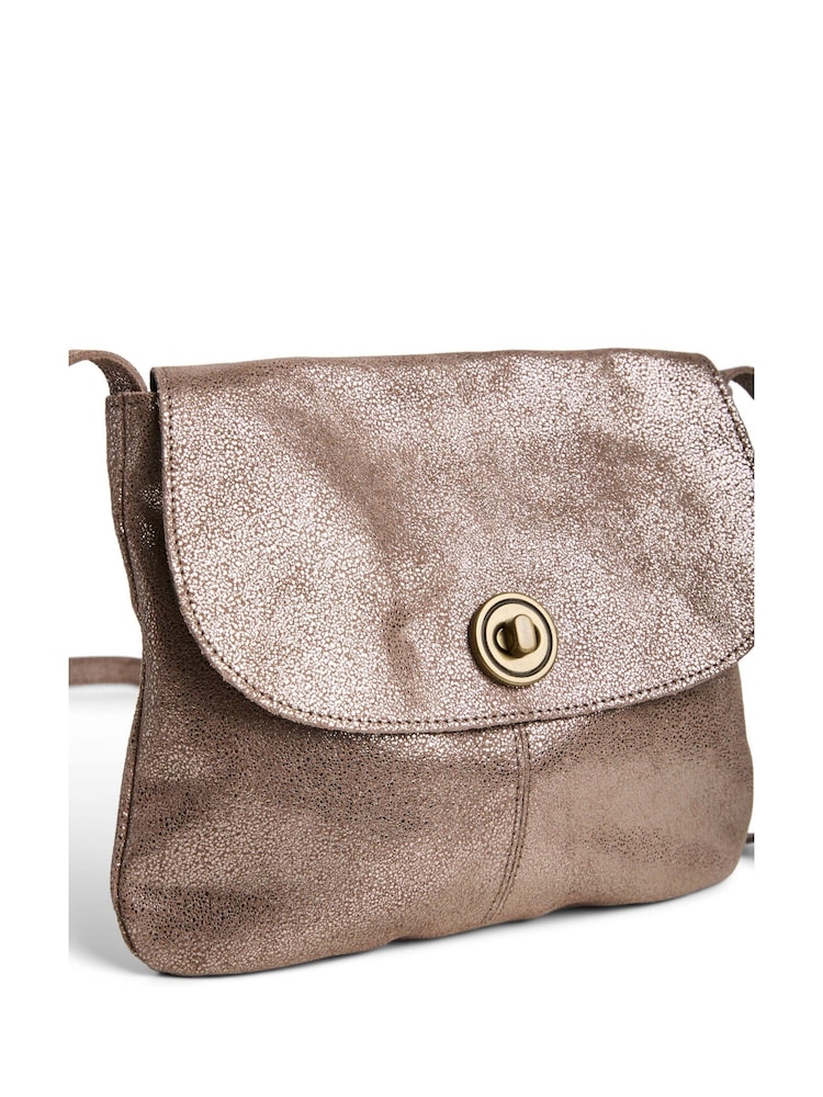 PIECES Large Leather Cross-Body Bag - صورة 3 من 3 PIECES Large Leather Cross-Body Bag - صورة 3 من 3