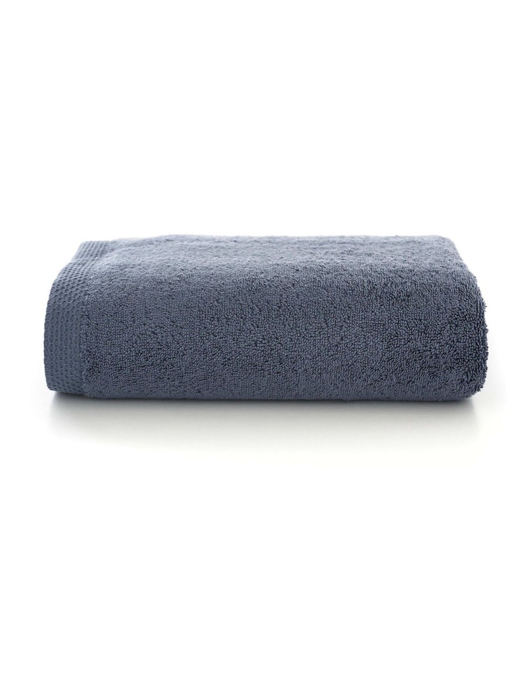 The Lyndon Company Midnight Egyptian Cotton Plush Spa Towel - Image 3 of 3 The Lyndon Company Midnight Egyptian Cotton Plush Spa Towel - Image 3 of 3