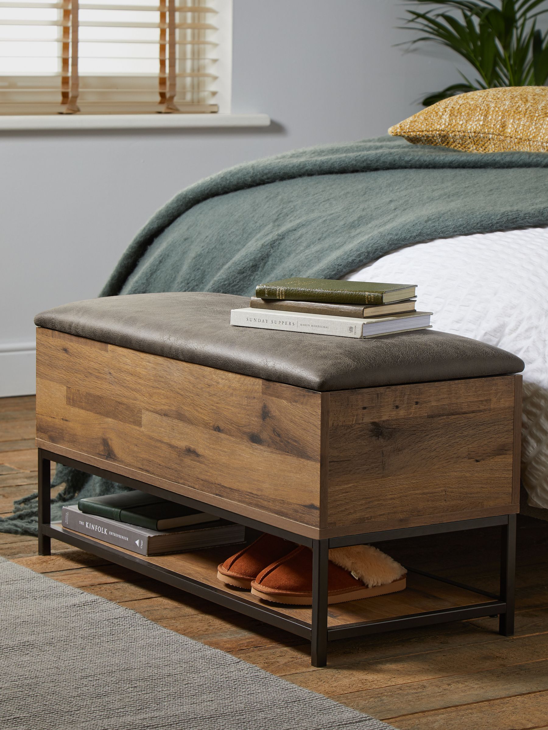 Oak Effect Bronx Storage Ottoman Bench