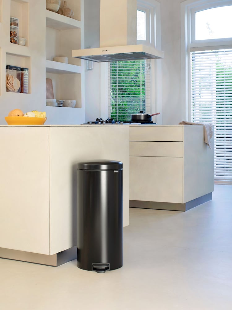 Brabantia Matt Black NewIcon 30L Pedal Bin - Image 2 of 6