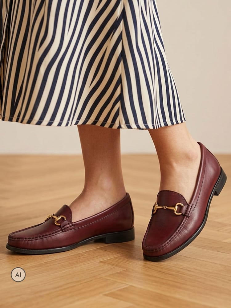 cuir rouge bordeaux - Mocassins à talons Lorella de Jones Bootmaker - Image 1 sur 6 cuir rouge bordeaux - Mocassins à talons Lorella de Jones Bootmaker - Image 1 sur 6