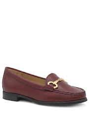 cuir rouge bordeaux - Mocassins à talons Lorella de Jones Bootmaker - Image 2 sur 6