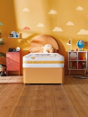 Silentnight Healthy Growth Childrens Solar Waterproof White Mattress - Image 1 of 4