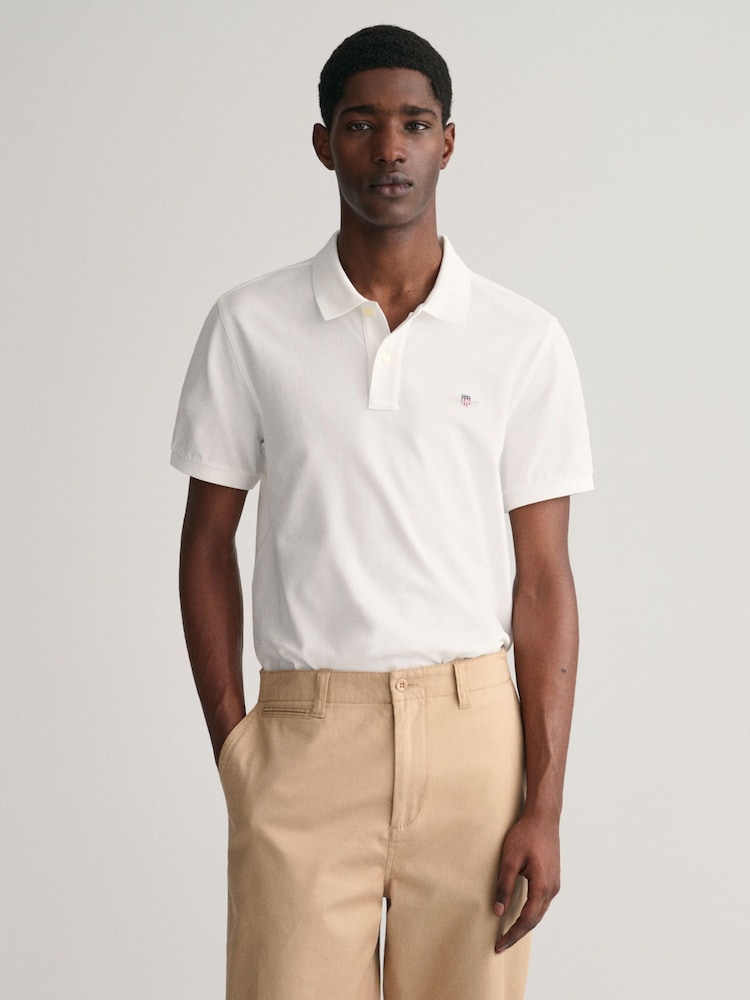 Blanco - Polo de algodón 100 % y corte estándar con emblema de GANT - Imagen 1 de 4 Blanco - Polo de algodón 100 % y corte estándar con emblema de GANT - Imagen 1 de 4