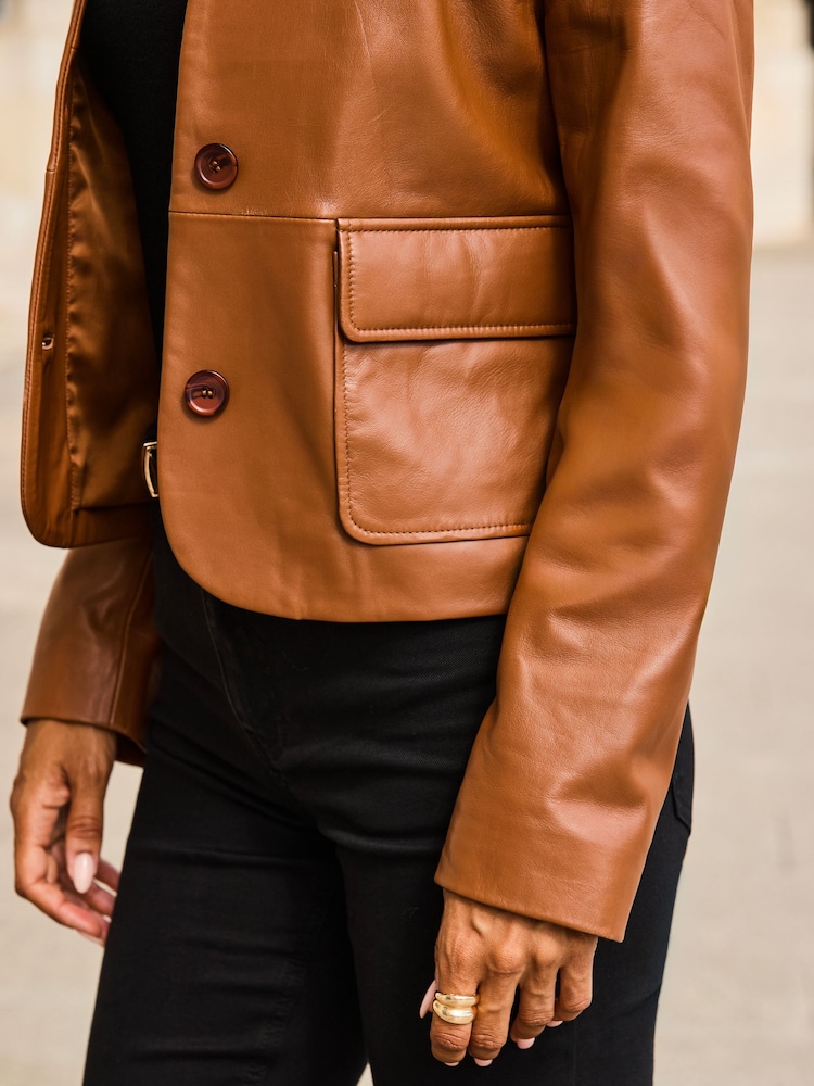 Sosandar Leather Button Front Jacket - صورة 5 من 5 Sosandar Leather Button Front Jacket - صورة 5 من 5