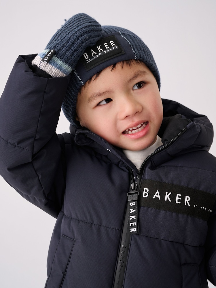 Темно-синий - Baker by Ted Baker темно-синие шапочки с помпонами и рукавицы для мальчиков - Изображение 6 из 6