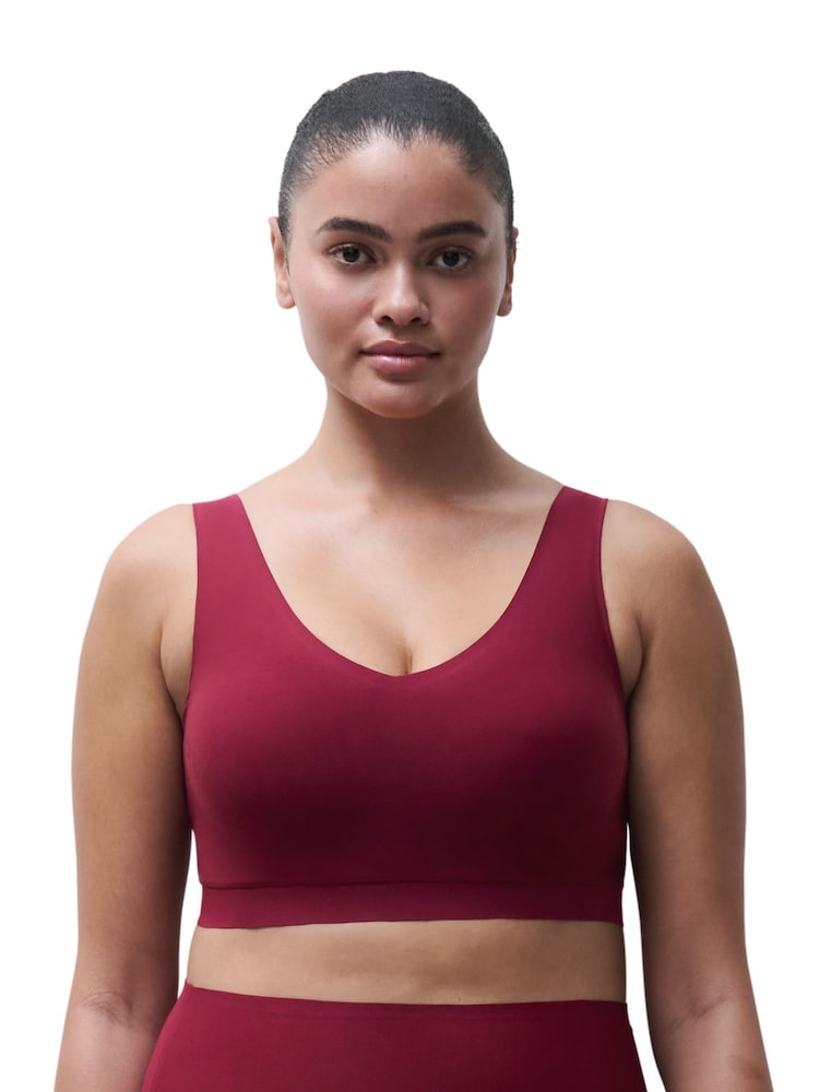 Rouge clair - Chantelle soutien-gorge rembourré à Col V sans coutures et extensible doux - Image 1 de 4